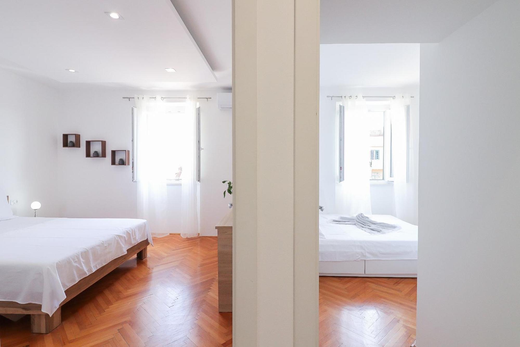 Center Sunset Penthouse Apartment Split